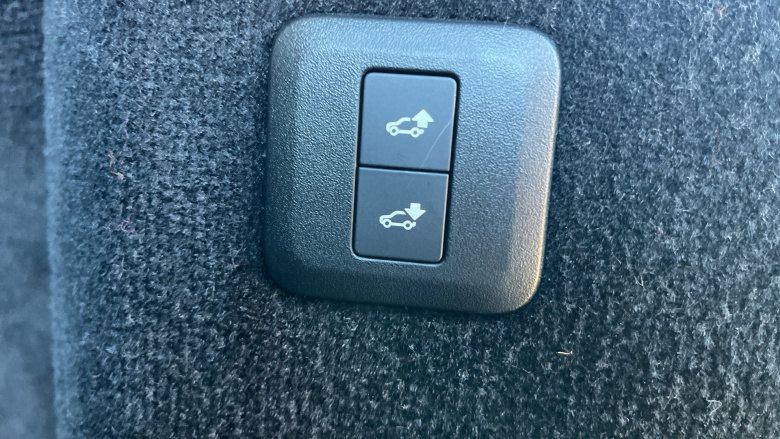 Land Rover Range Rover Sport 2.0 P400e HSE Silver 5dr Auto Estate